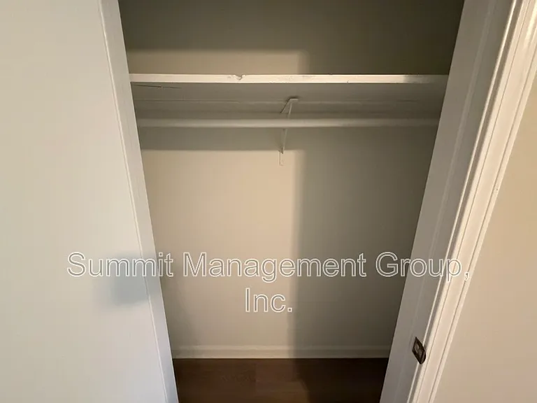 1035 Eastview Rd NE #A — Photo 15