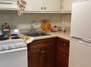 35 Heartbreak Rd APT 6, Ipswich, MA 01938