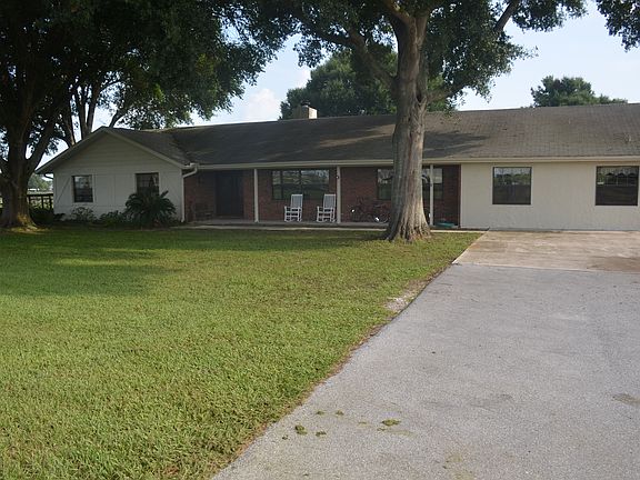 2nd image of 1749 NE 120th St