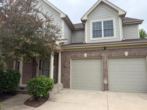 5 Daybreak Ter, Buffalo Grove, IL 60089