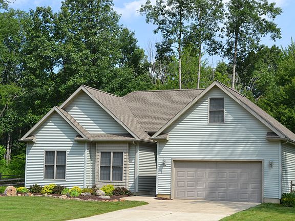 5710 Oakview Trail
