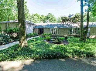 17399 Jackson Rd, South Bend, IN 46614