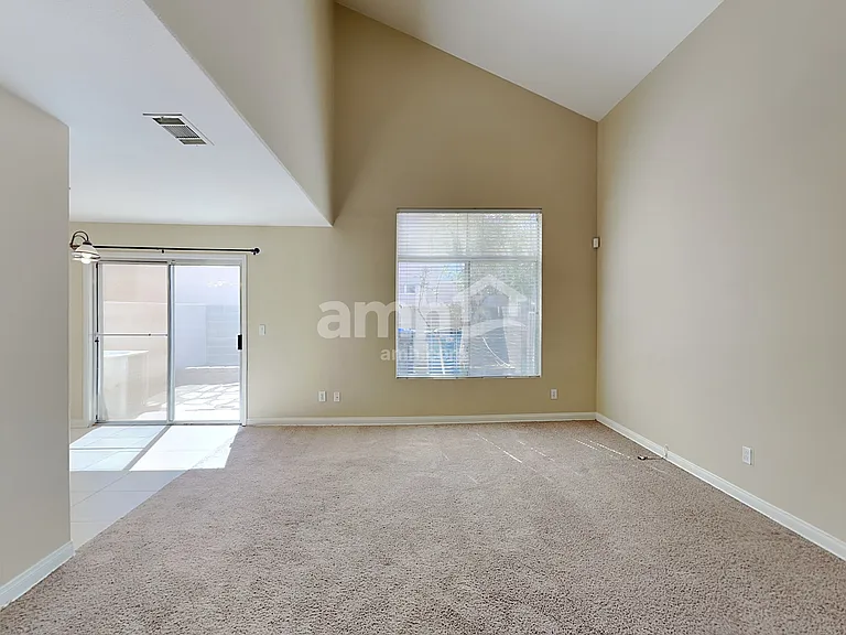 193 Caswell Ct — Photo 6