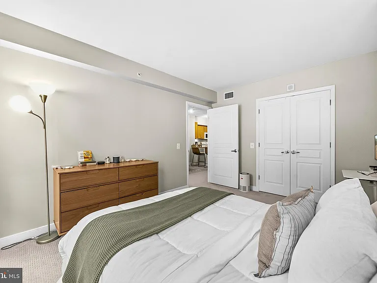 631 D St NW #336 — Photo 18