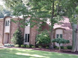 10412 Florian Rd, Louisville, KY 40223