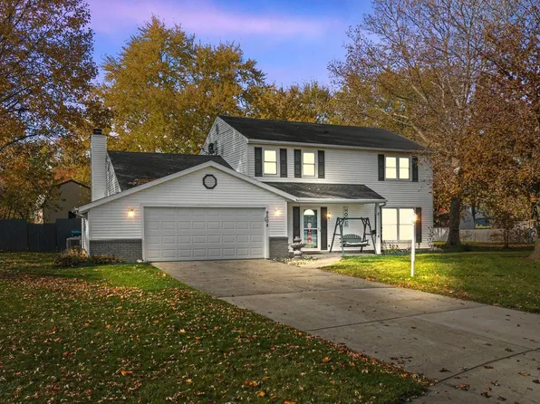 9004 Woodridge Dr, New Haven, IN 46774