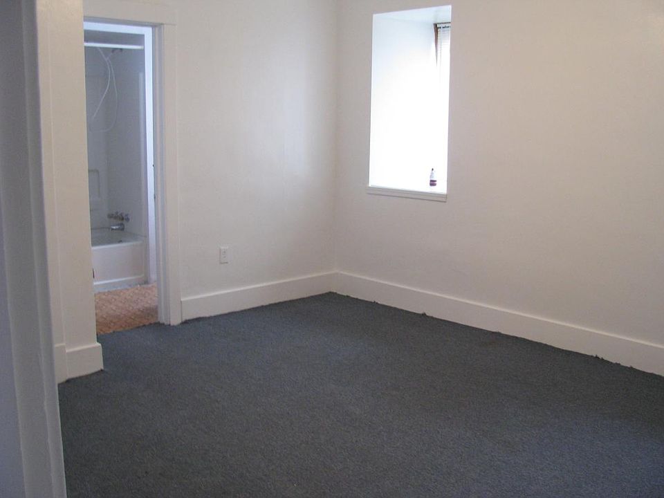 Apt. Bedroom