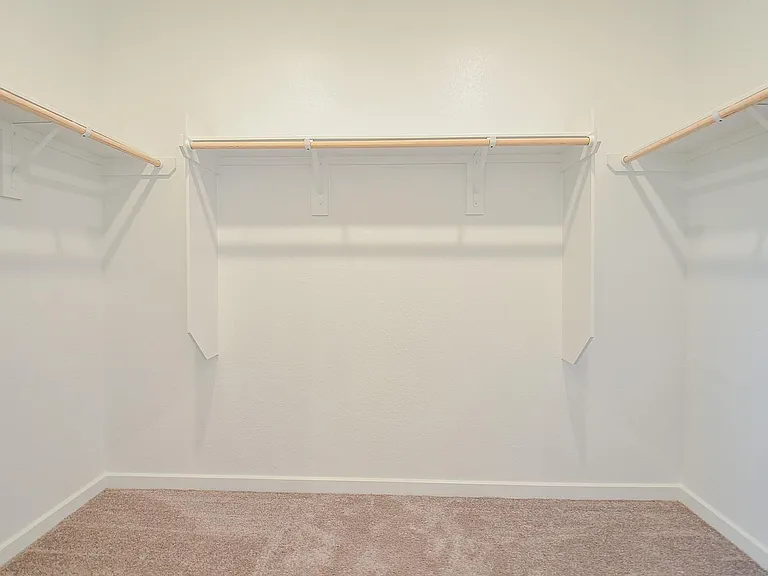 9727 Rialto Heights Dr — Photo 26