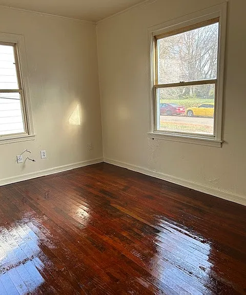 1347 Kingsley Ave — Photo 17