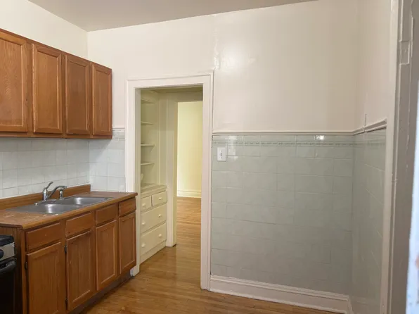 7341 S Michigan Ave #2R, Chicago, IL 60619