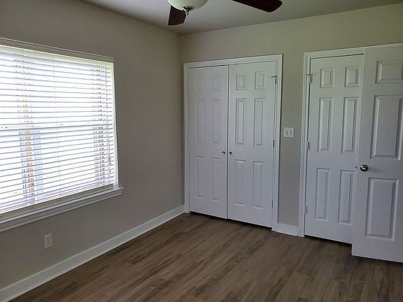 4th image of 707 Doris Ln