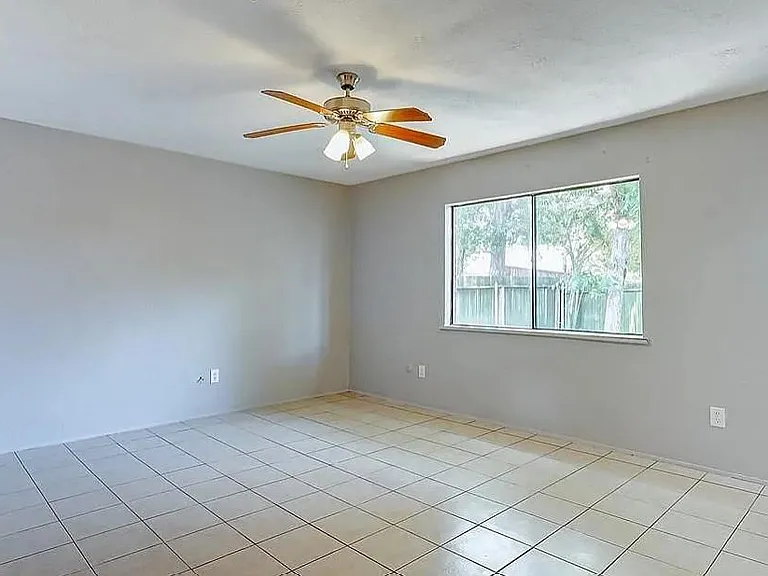 17302 S Yorkglen Dr — Photo 6