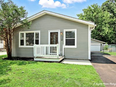 1213 N Oak Ter, Round Lake Beach, IL, 60073