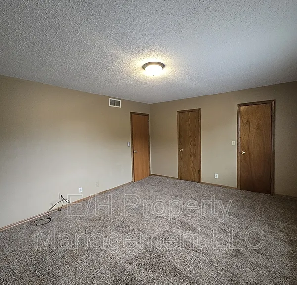 9105 W Westlawn St #1 — Photo 18