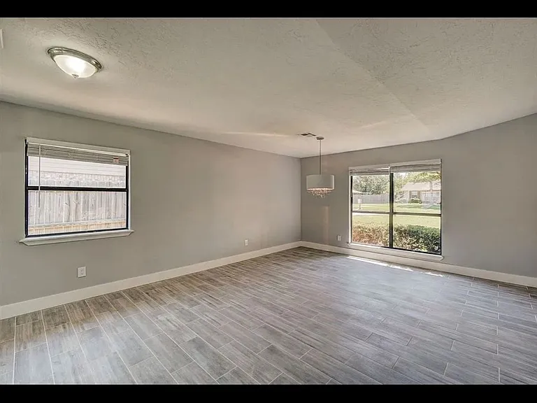 7107 NW Birch Pl — Photo 23
