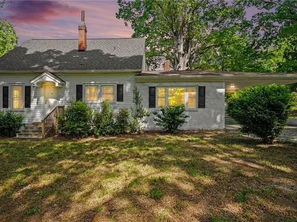 3666 Old 421 Rd, Liberty, NC 27298