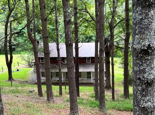 1531 Roberts Cove Rd, Troutdale, VA 24378