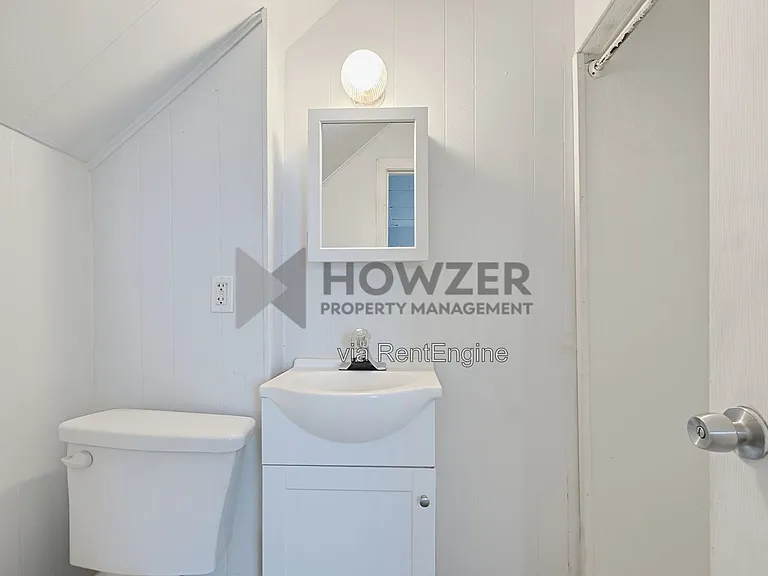 109 Green St #9 — Photo 3