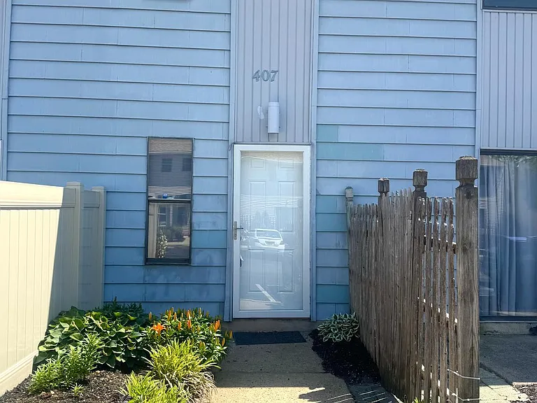 407 Mason Run — Photo 1