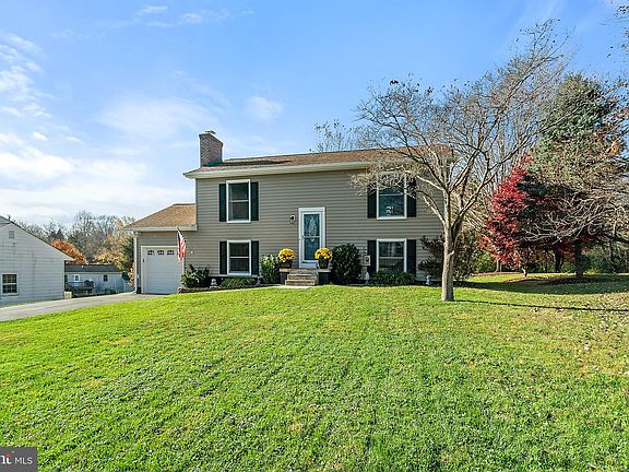 3rd image of 7140 Alleghany St