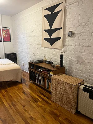 Rented by Spot It Realty LLC | media 2