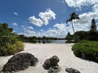 Banyan Tree, Miami, FL 33196
