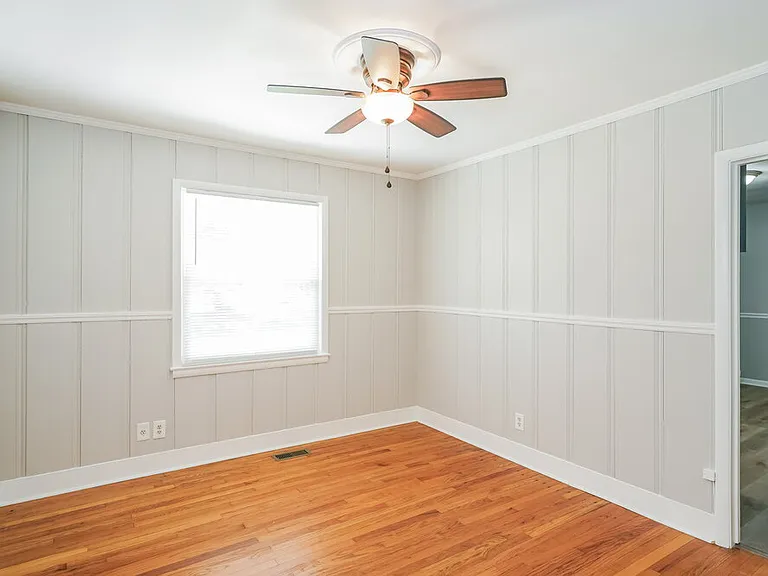 112 Bush Ave — Photo 12