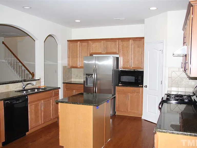 721 Sweet Laurel Ln — Photo 6