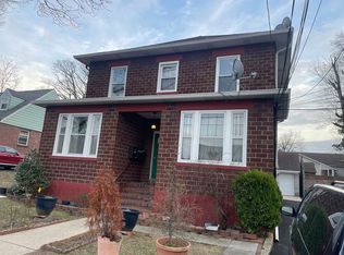 40 Hamilton Rd #1, Teaneck, NJ 07666
