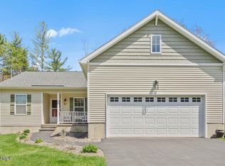 36 Tom Sawyer Dr, Gansevoort, NY 12831