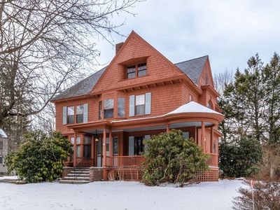 6 Berkeley Street, Nashua, NH, 03064