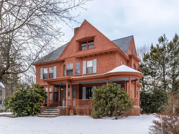 6 Berkeley Street, Nashua, NH 03064