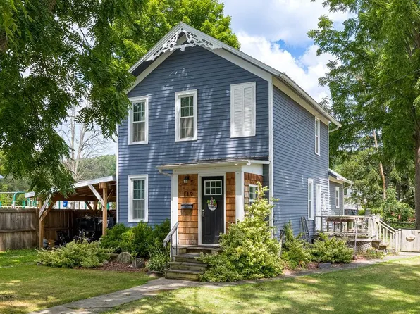 119 1st St, Elkland, PA 16920