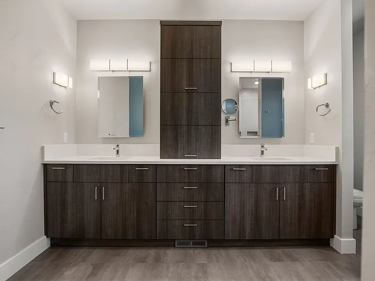 64144 Pioneer Loop — Photo 41