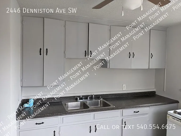 2446 Denniston Ave SW — Photo 4