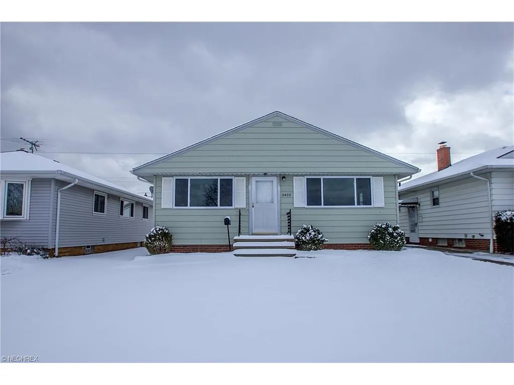 3403 Stanfield Dr photo 1