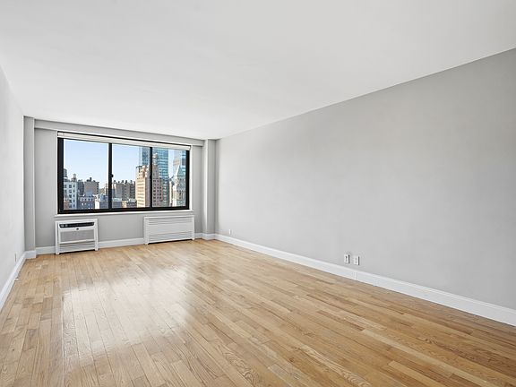 2nd image of 792 Columbus Ave APT 1S