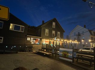 8 Maple St UNIT 2, Henniker, NH 03242