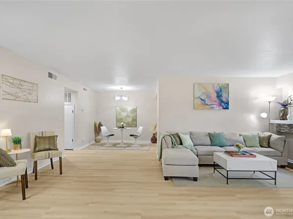 11506 NE 128th Street #22, Kirkland, WA 98034