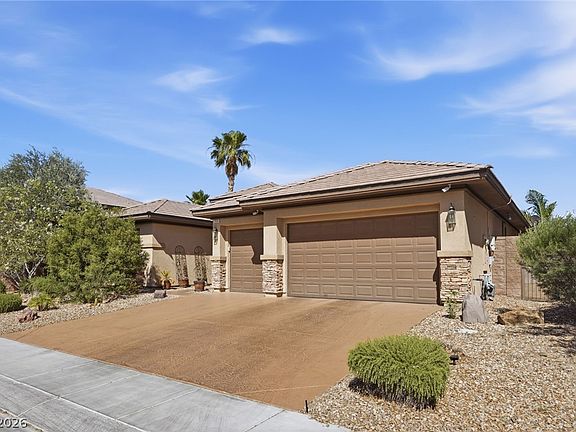 3rd image of 7324 Bugler Swan Way