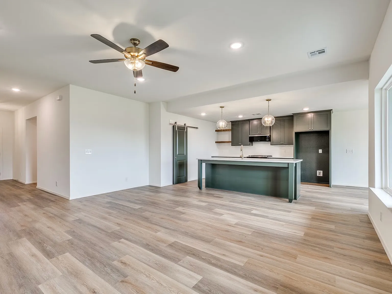 3442 E 153rd St S - Brand New 4BR in Bixby, Henson Square — Photo 2