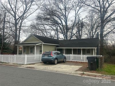 1301 N McDowell St, Charlotte, NC, 28205