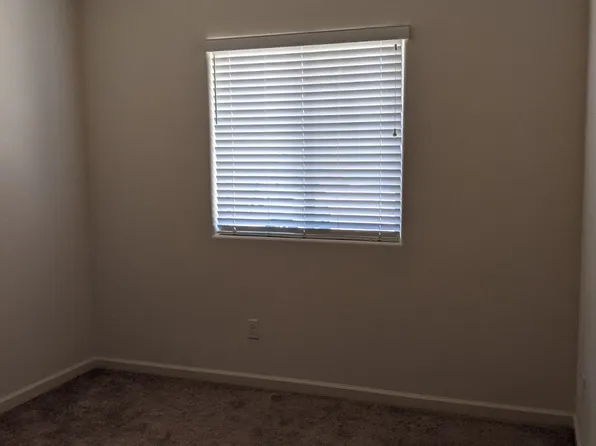 683 Phelps Dr, Merced, CA 95348