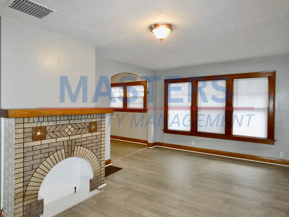 1133 Parkside Blvd