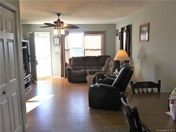 4th image of 286 Ida Rogers Dr