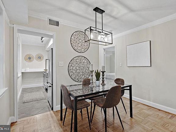 5th image of 1305 N Ode St APT 331
