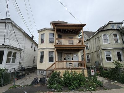 429 E 18th St, Paterson, NJ, 07524