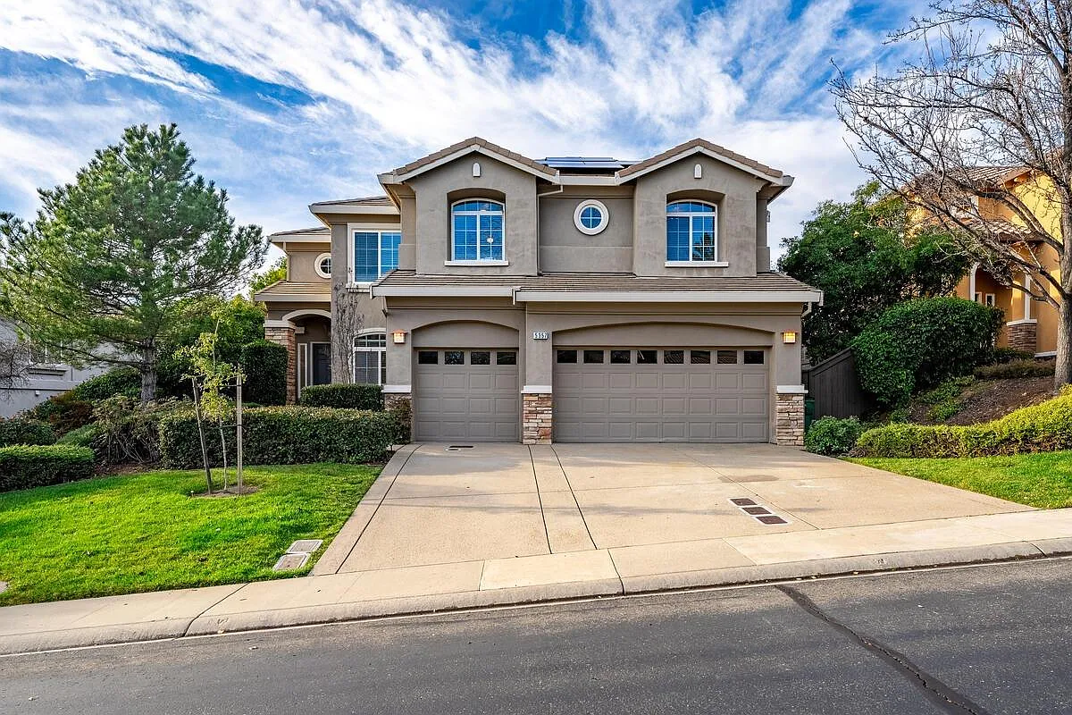 5357 Garlenda Dr photo 1
