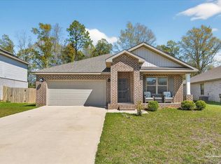 6320 Burrow Ln, Pensacola, FL 32526