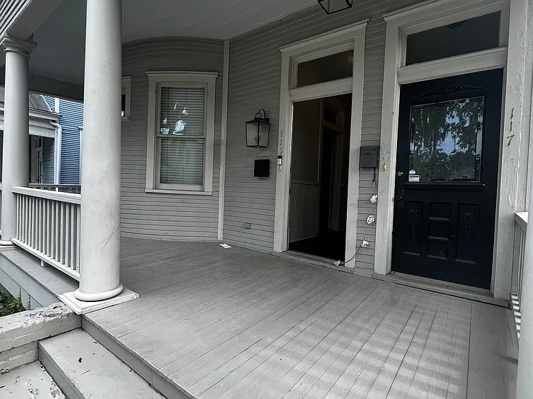 115 W 37th St — Photo 15